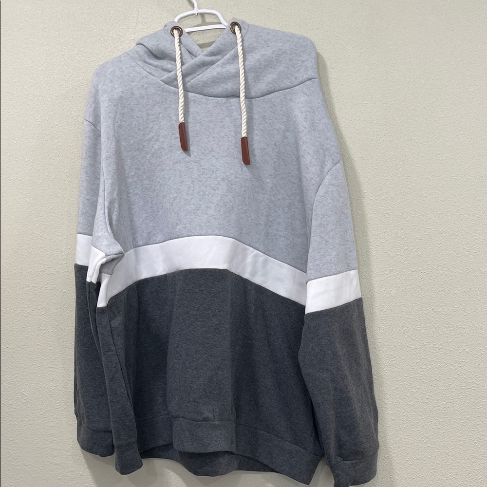 Women’s 5XL Hooded Sweatshirt